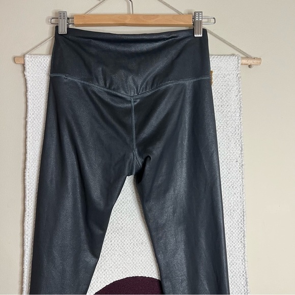 Athleta Elation Ultra High Rise Shimmer Tight size xsmall - Picture 6 of 8